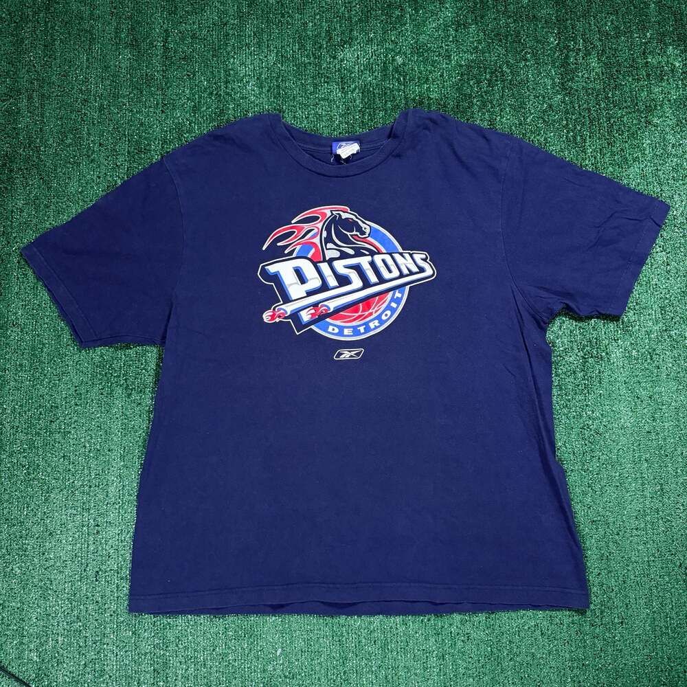 Y2K Reebok Detroit Pistons Blue T-Shirt XXL Vintage T-Shirt Flame Horse
